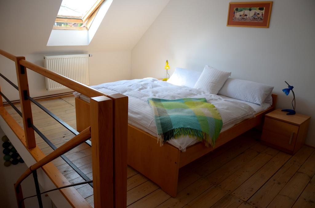 Penzion04 Hotell Třeboň Eksteriør bilde